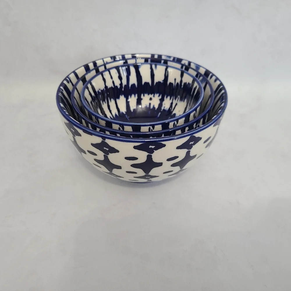 West Elm Indigo Tie-Dye Nesting Bowls (Set of 3)